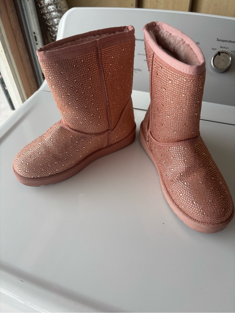 Women's Sparkle Pink Winter Boots